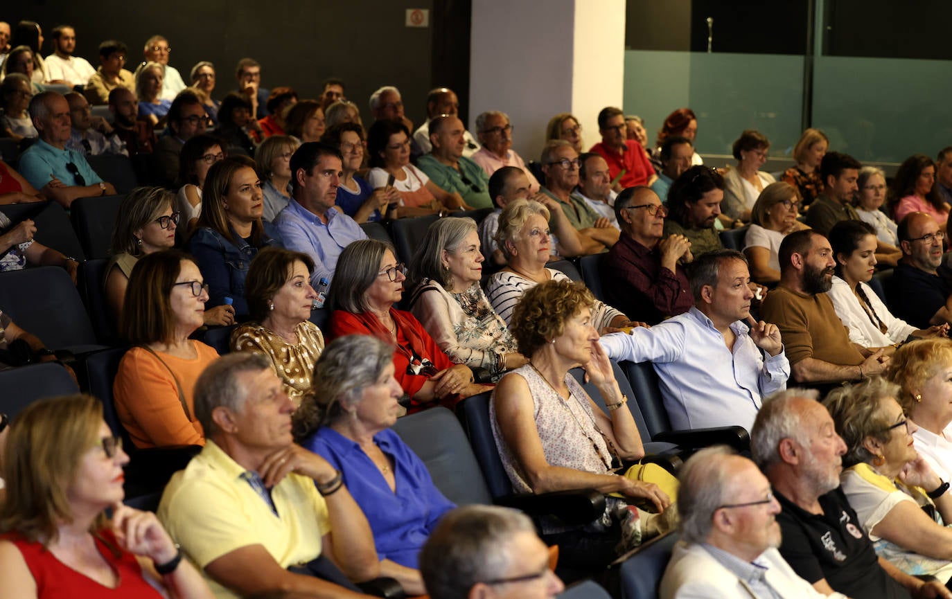 Incógnitas del pasado en el Aula de Cultura de LA VERDAD