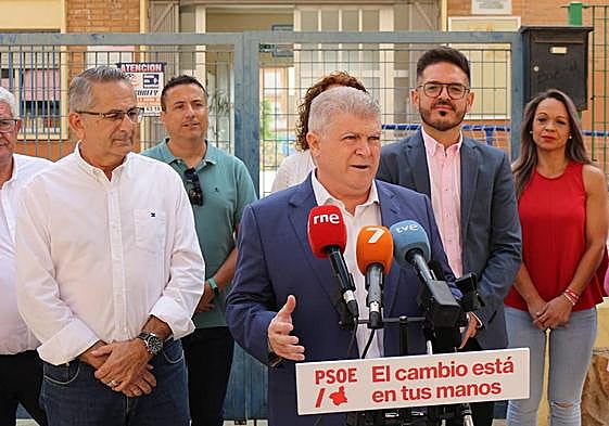 José Vélez, este viernes, en rueda de prensa.
