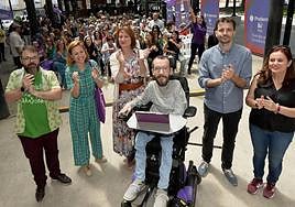 Un instante del mitin de Podemos celebrado este sábado en la pérgola de San Basilio de Murcia.