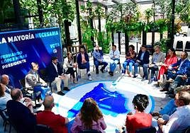 Encuentro de Fernando López Miras con empresarios del sector turístico.