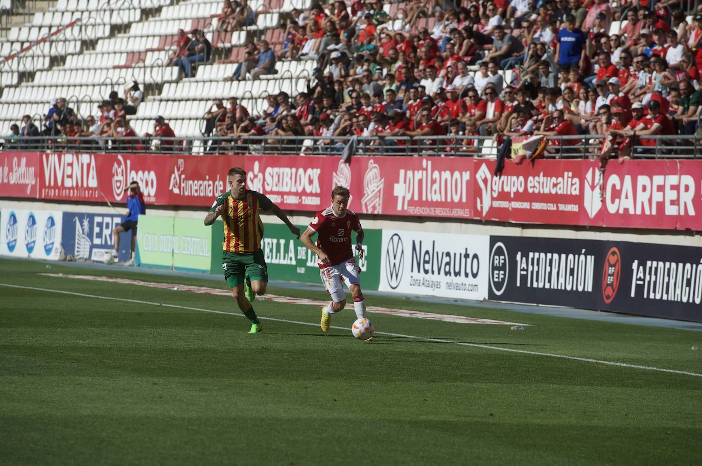 El empate del Real Murcia frente al Castellón, en imágenes