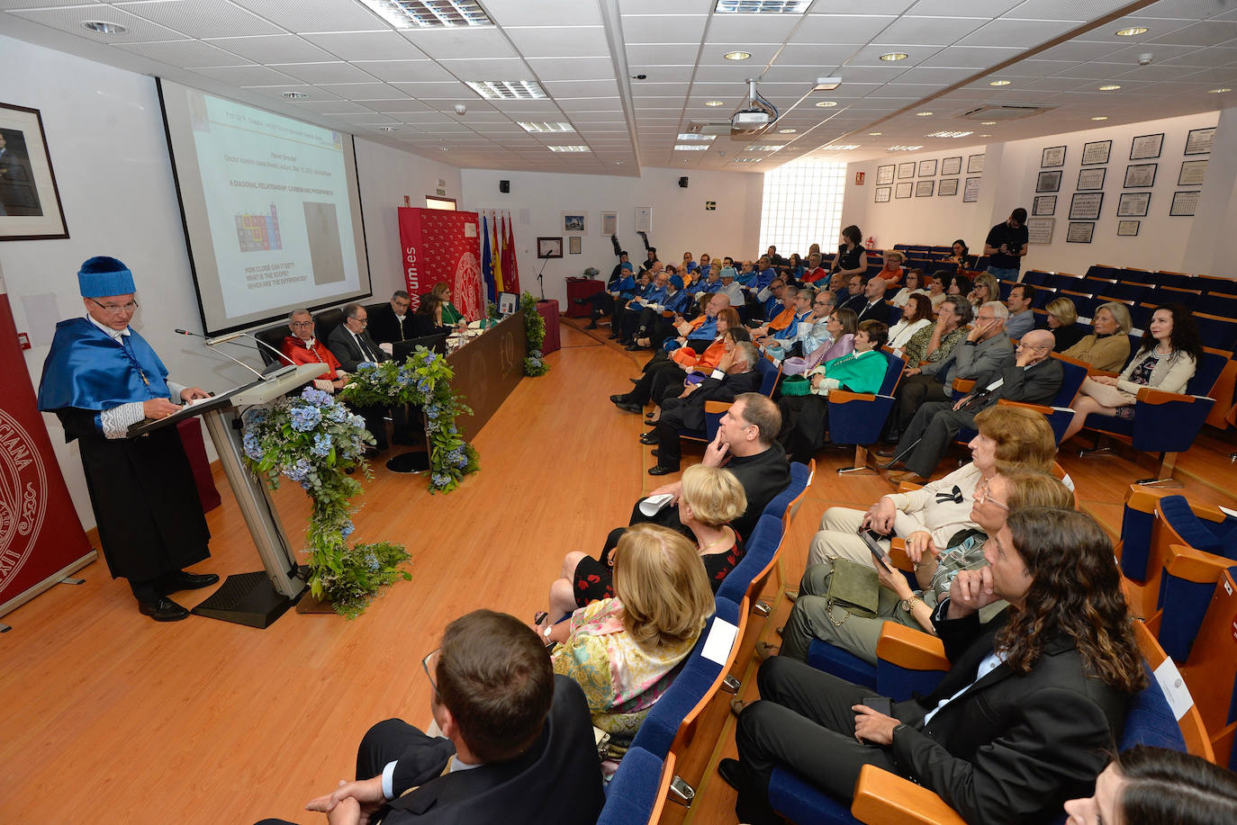 Investidura de los nuevos doctores honoris causa en la Facultad de Química de la UMU