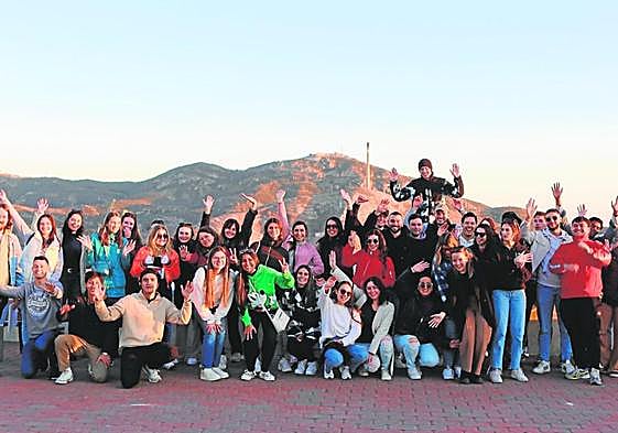 Un grupo de erasmus posa en su visita al Parque Torres con la asociación Erasmus Student Network (ESN), este invierno.