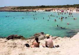 Una playa de Menorca, en una imagen de archivo.