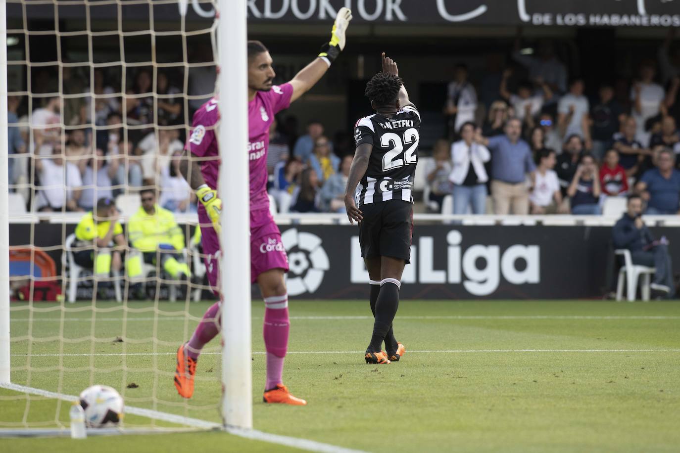La derrota el Cartagena frente a Las Palmas, en imágenes