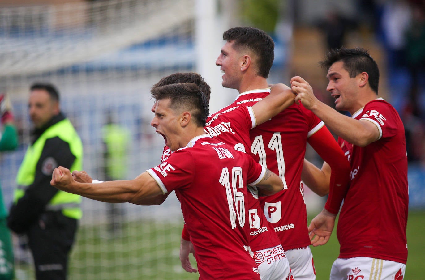 La victoria del Real Murcia contra el Alcoyano, en imágenes