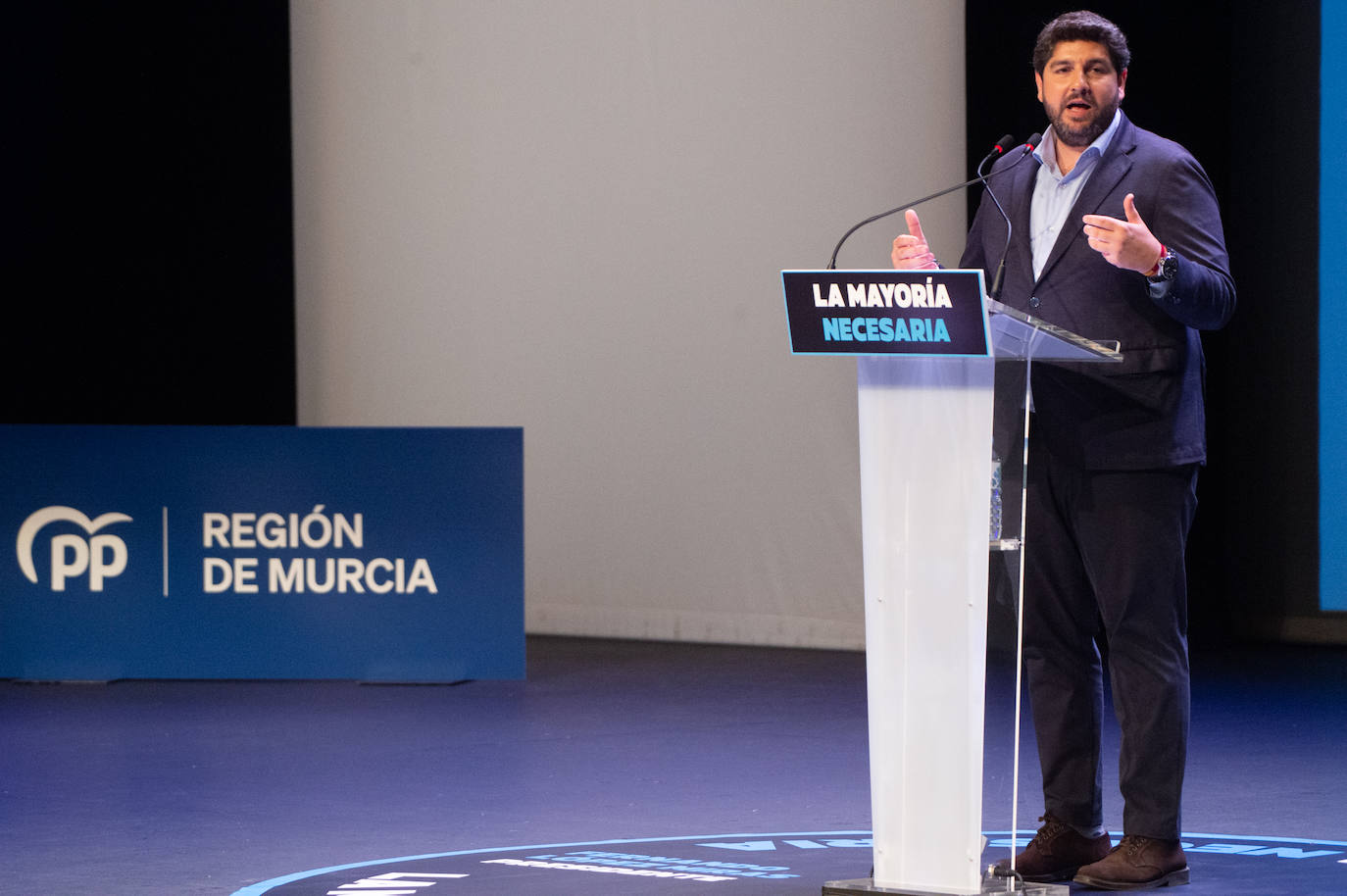 El mitin de Aznar, Miras y Ballesta en Murcia, en imágenes