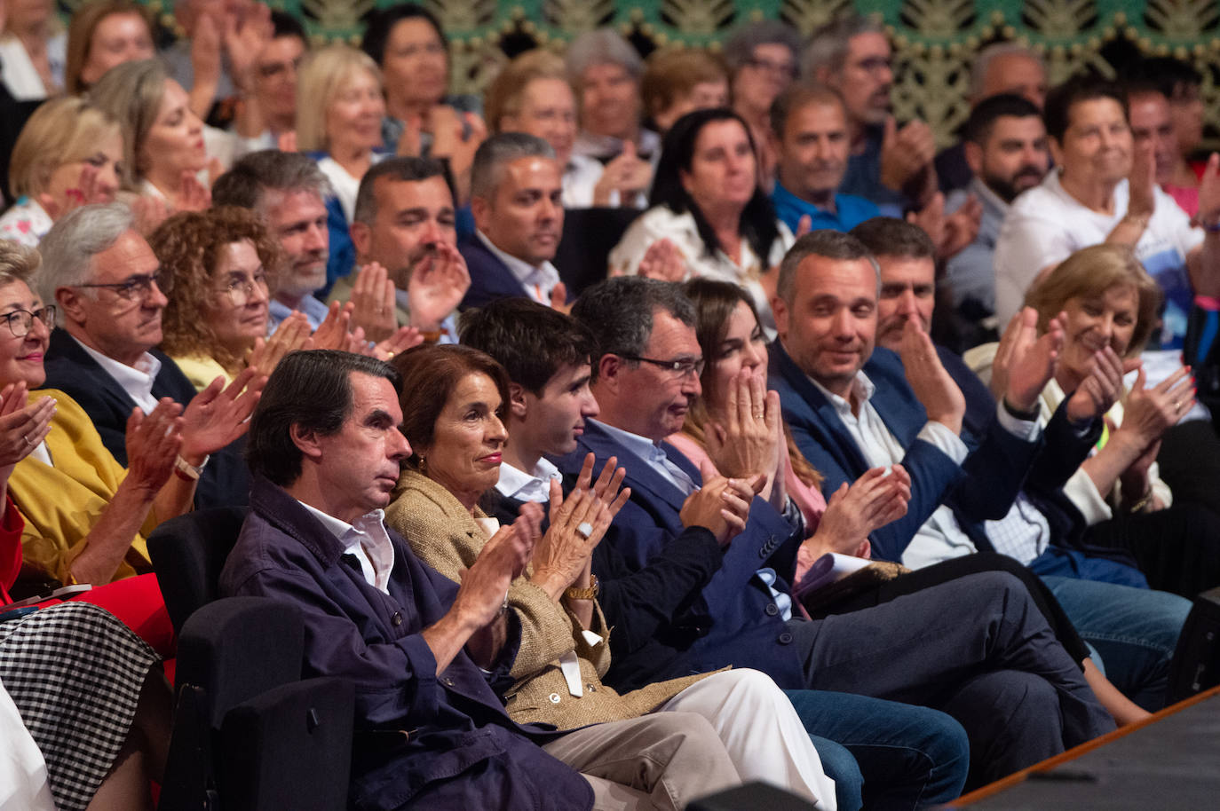 El mitin de Aznar, Miras y Ballesta en Murcia, en imágenes