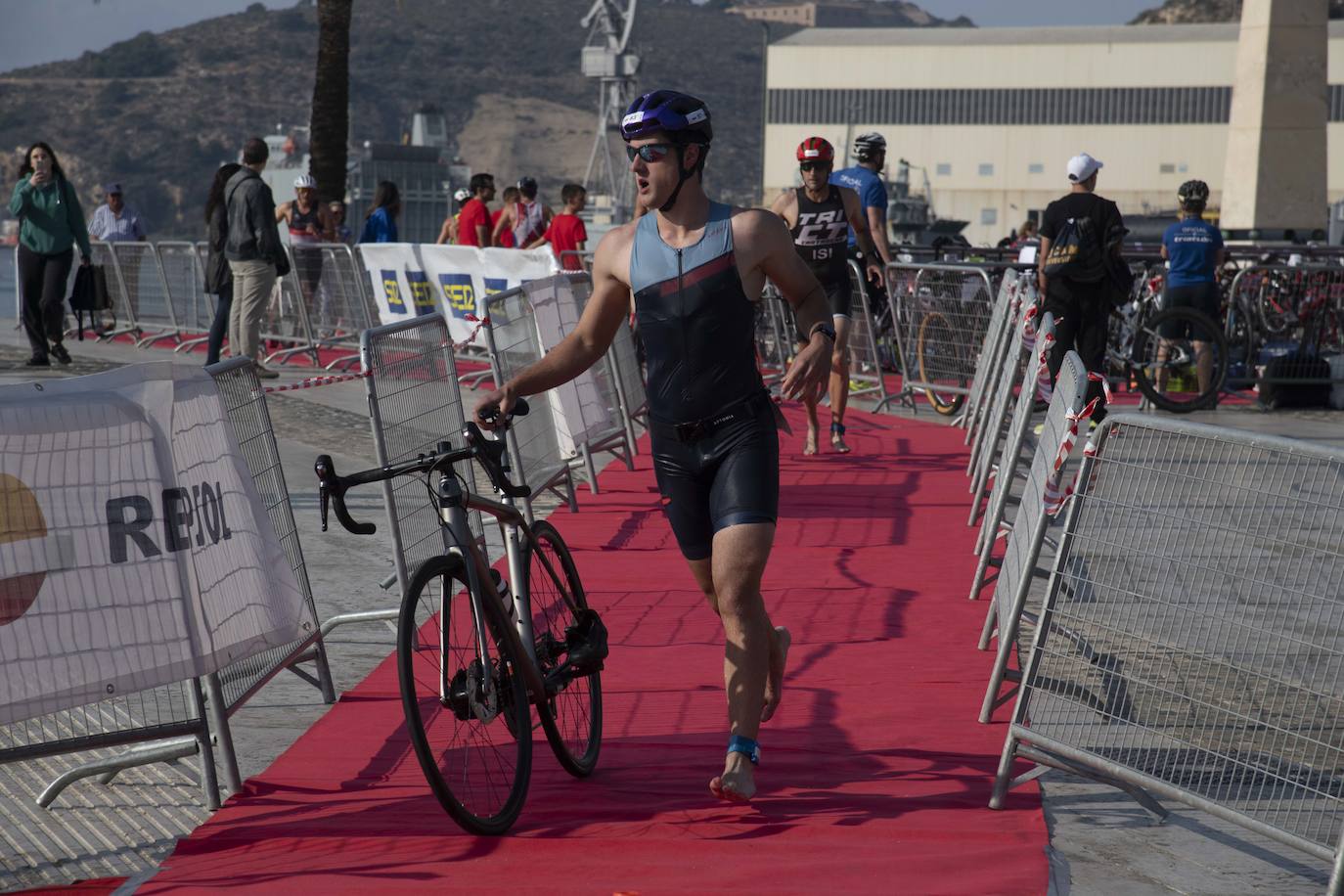 El XVI Triatlón Ciudad de Cartagena SERTRI, en imágenes