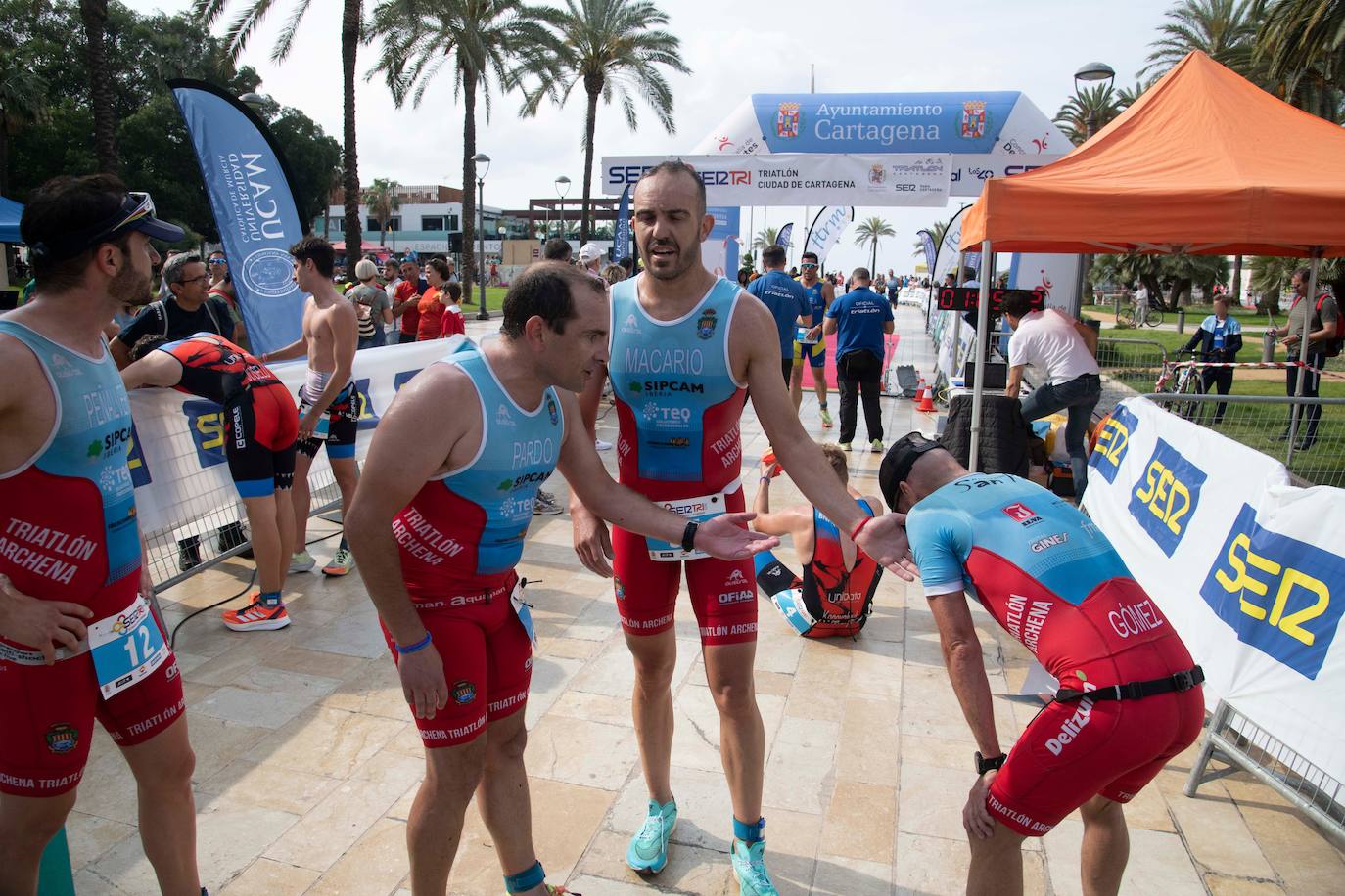 El XVI Triatlón Ciudad de Cartagena SERTRI, en imágenes