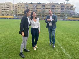 La alcaldesa, Carolina Gracia, el concejal de Deportes, Luis Quesada, y el exconcejal Patricai Menárguez.