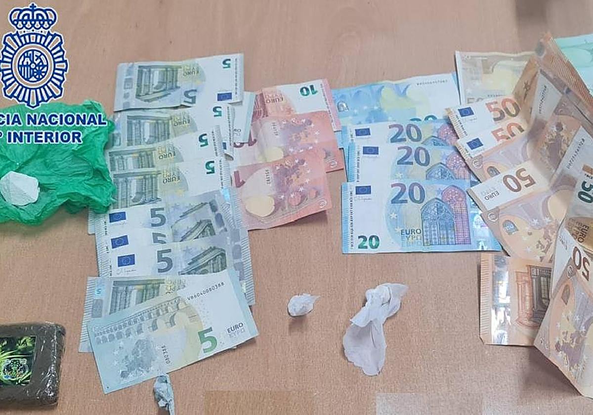 Droga y dinero incautado por la Policía Nacional.