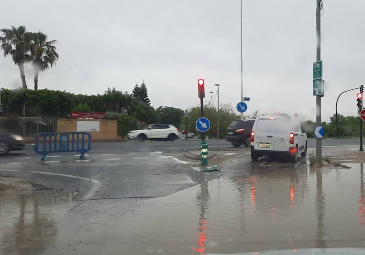 Imagen del camino de Salabosque, en Murcia, cortado al tráfico.