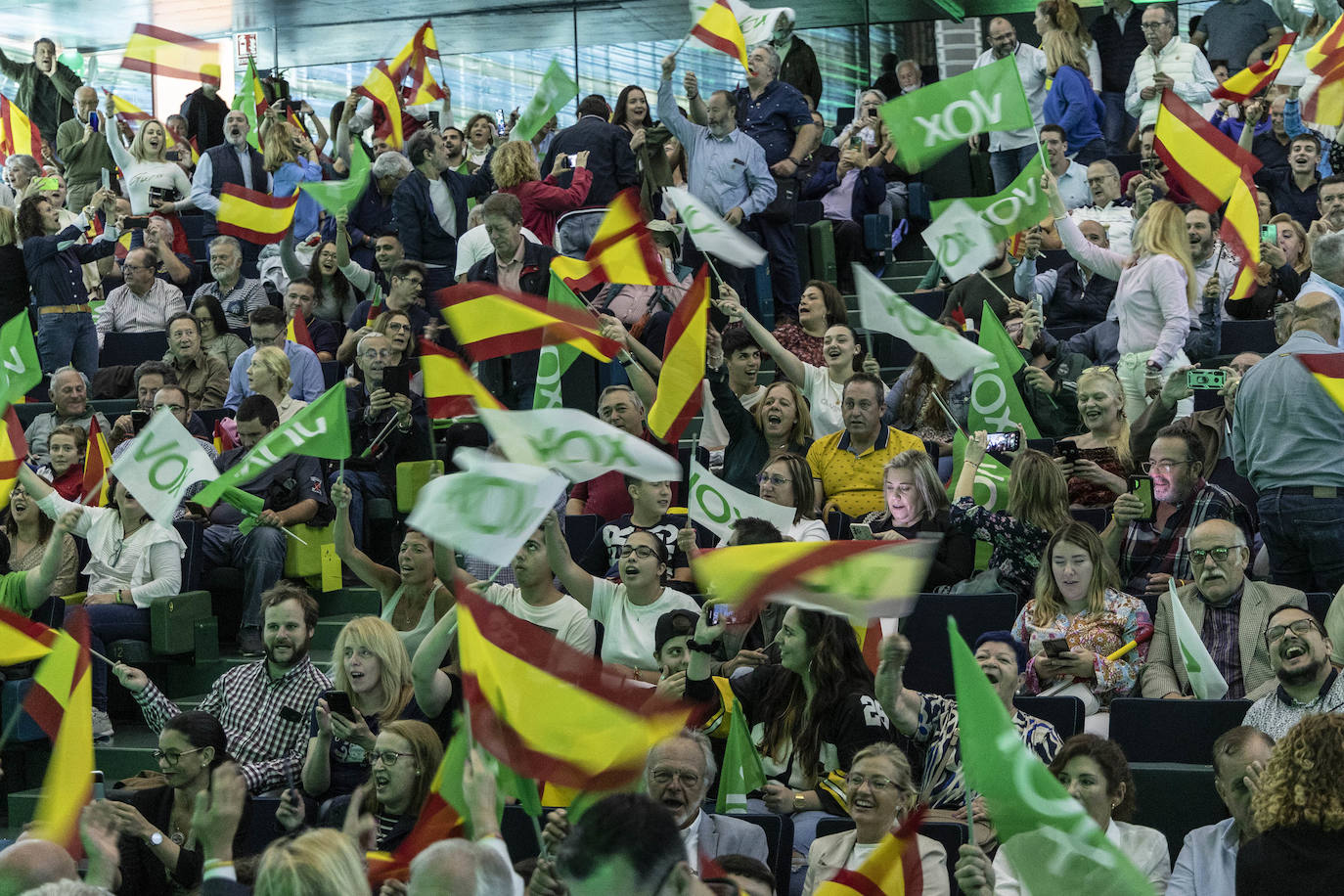 Las imágenes del mitin de Vox en Cartagena