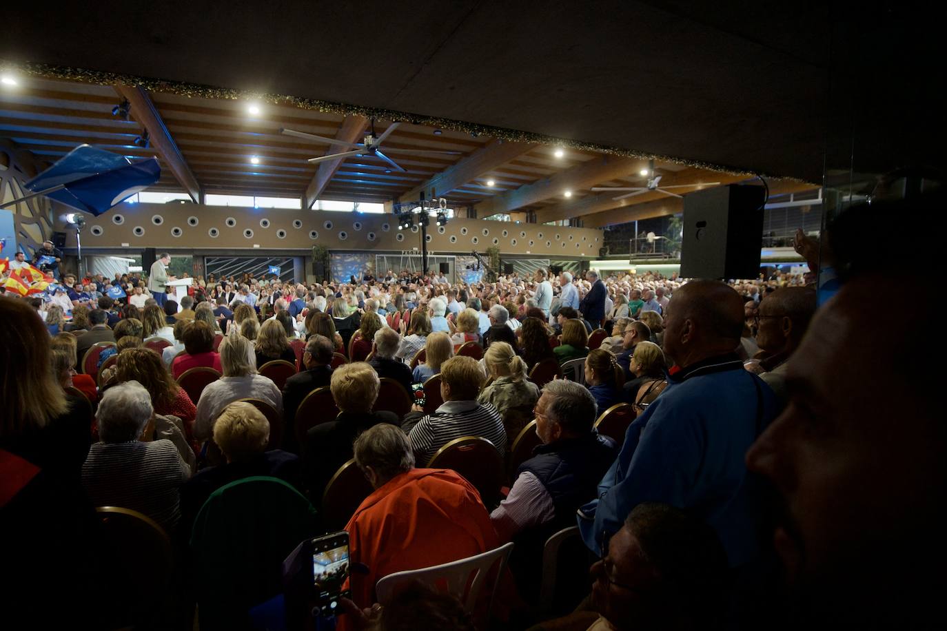 Las imágenes del mitin de Feijóo en Murcia