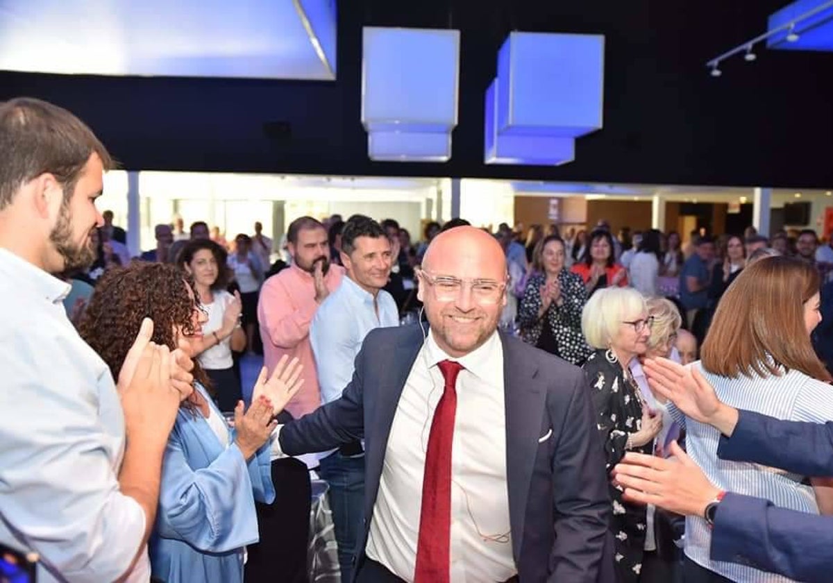 Francisco José Ponce, en un acto del PP en Petrer durante la campaña electoral.