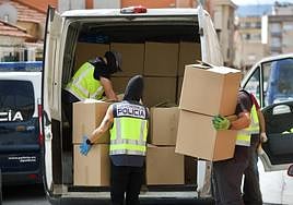 Redada policial en el barrio del Espíritu Santo, este martes por la mañana.