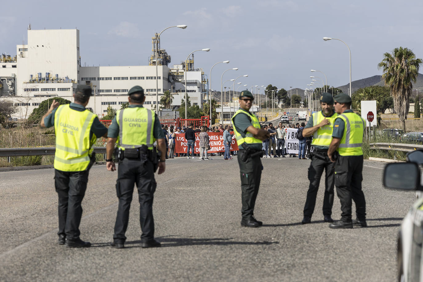 Trabajadores de Sabic protestan por la ampliación del ERTE