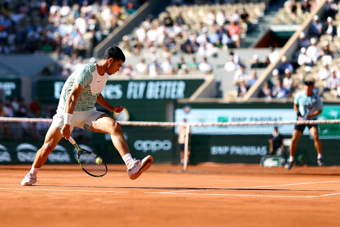 Carlos Alcaraz vence a Taro Daniel en Roland Garros