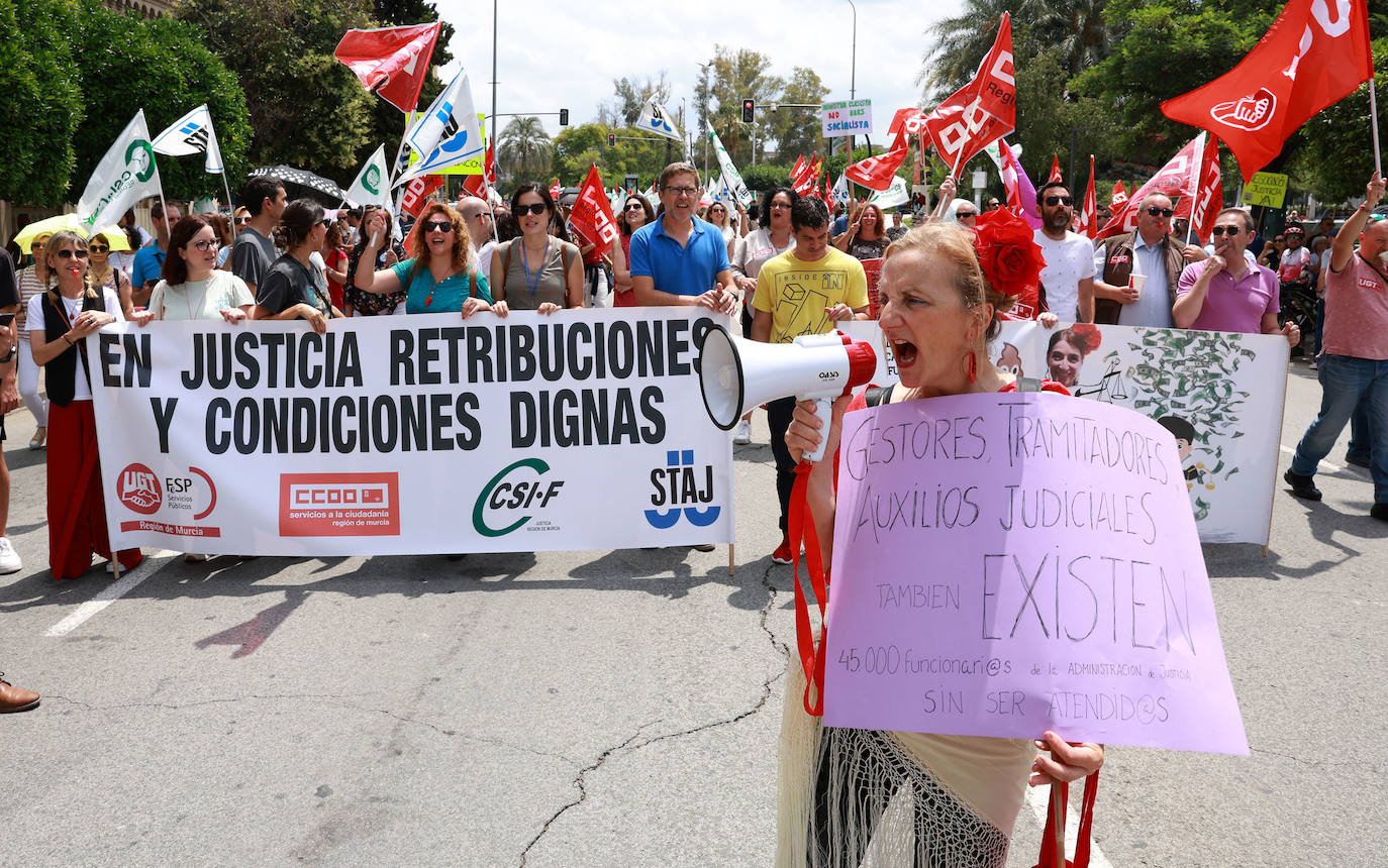 Las imágenes de la protesta de los funcionarios de justicia