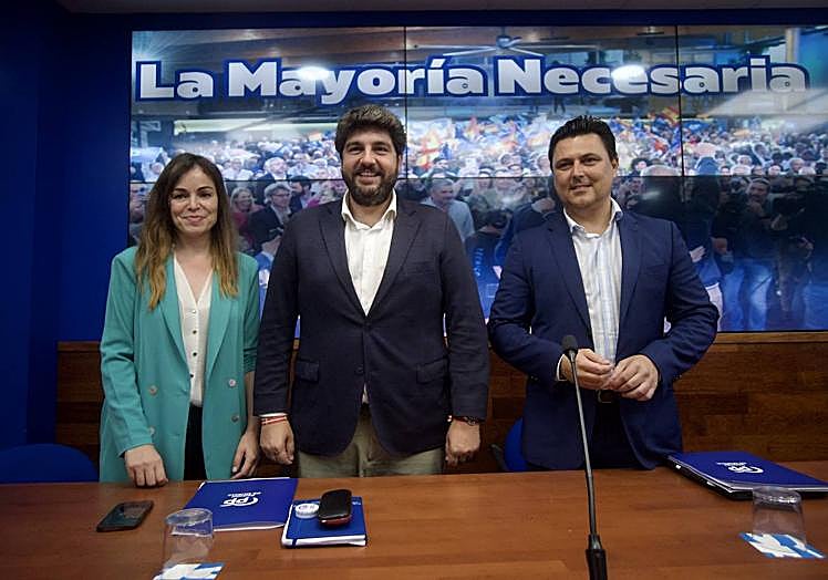 El presidente del Partido Popular de la Región de Murcia, Fernando López Miras, este miércoles en la sede del PP en Murcia.