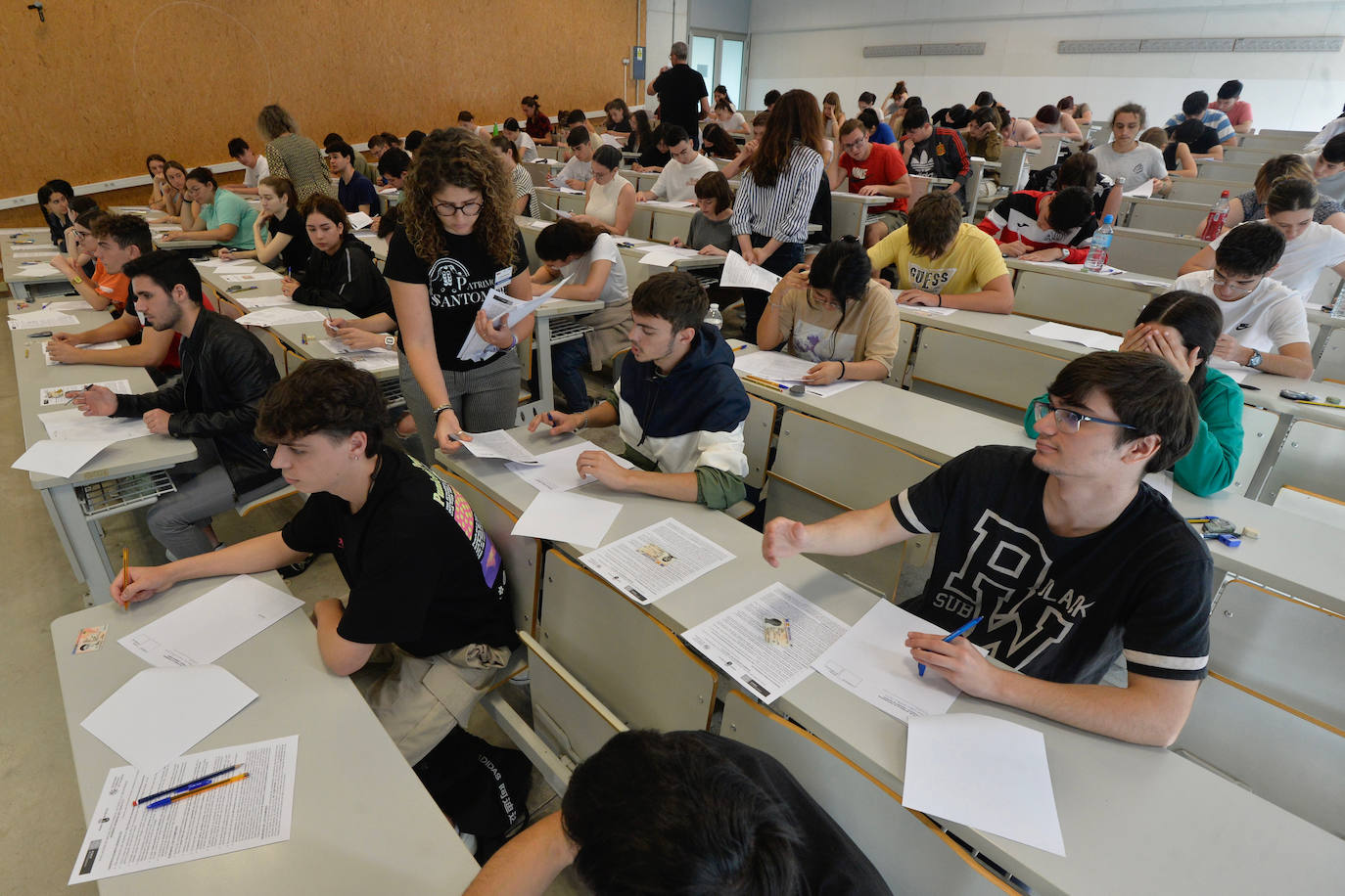 Primer día de la Ebau en el Campus de Espinardo.