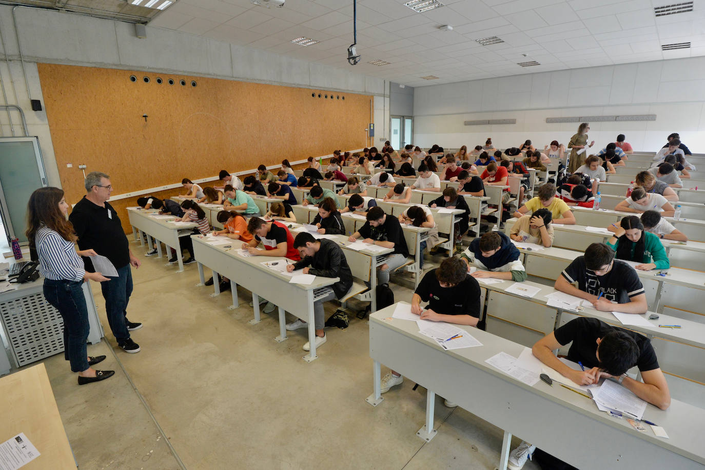 Primer día de la Ebau en el Campus de Espinardo.