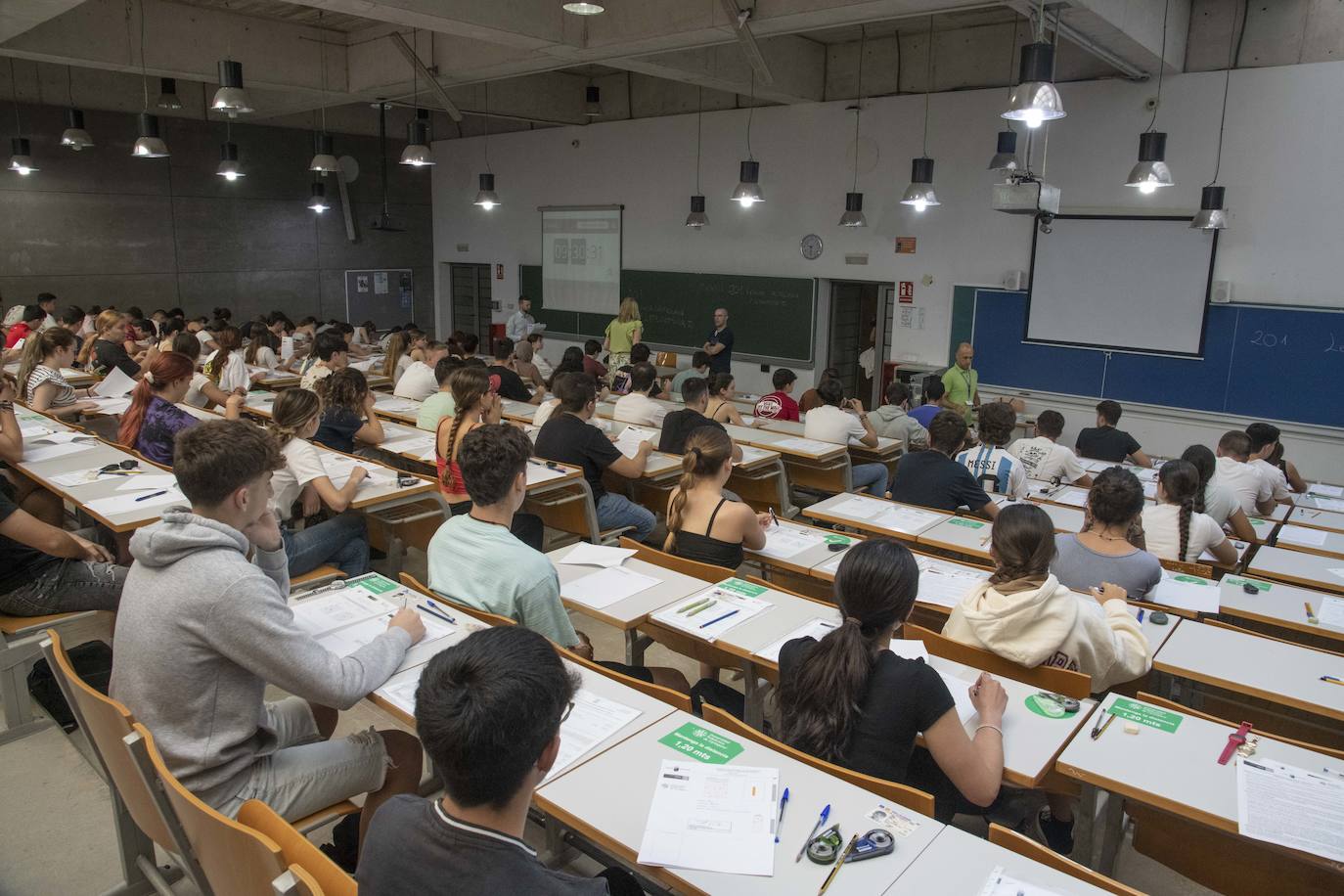 Primer día de la Ebau en la UPCT. 