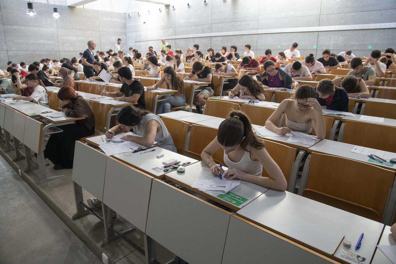 Primer día de la Ebau en la UPCT. 