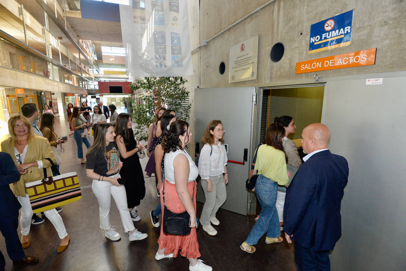 El acto de bienvenida de los nuevos MIR, en imágenes