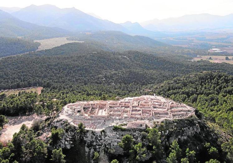 Vista aérea del yacimiento argárico de La Almoloya, en una imagen de archivo.