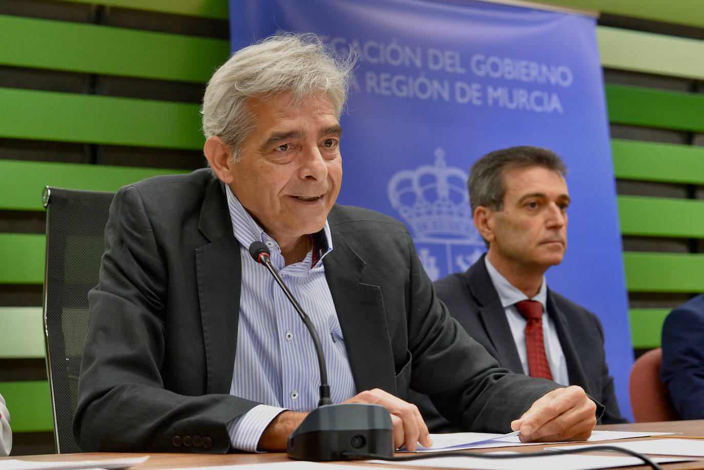 Los diputados regionales recogen sus credenciales