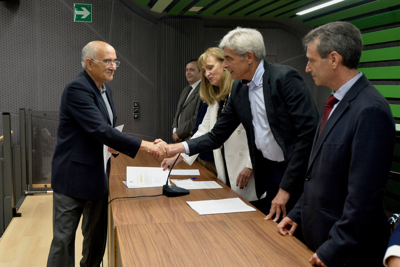 Los diputados regionales recogen sus credenciales