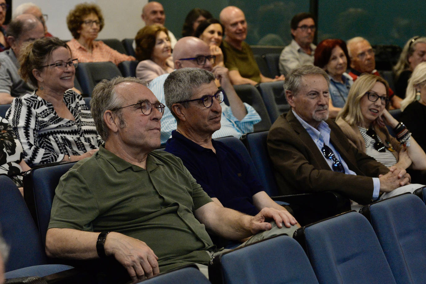 Dionisia García cierra la temporada del Aula de Cultura