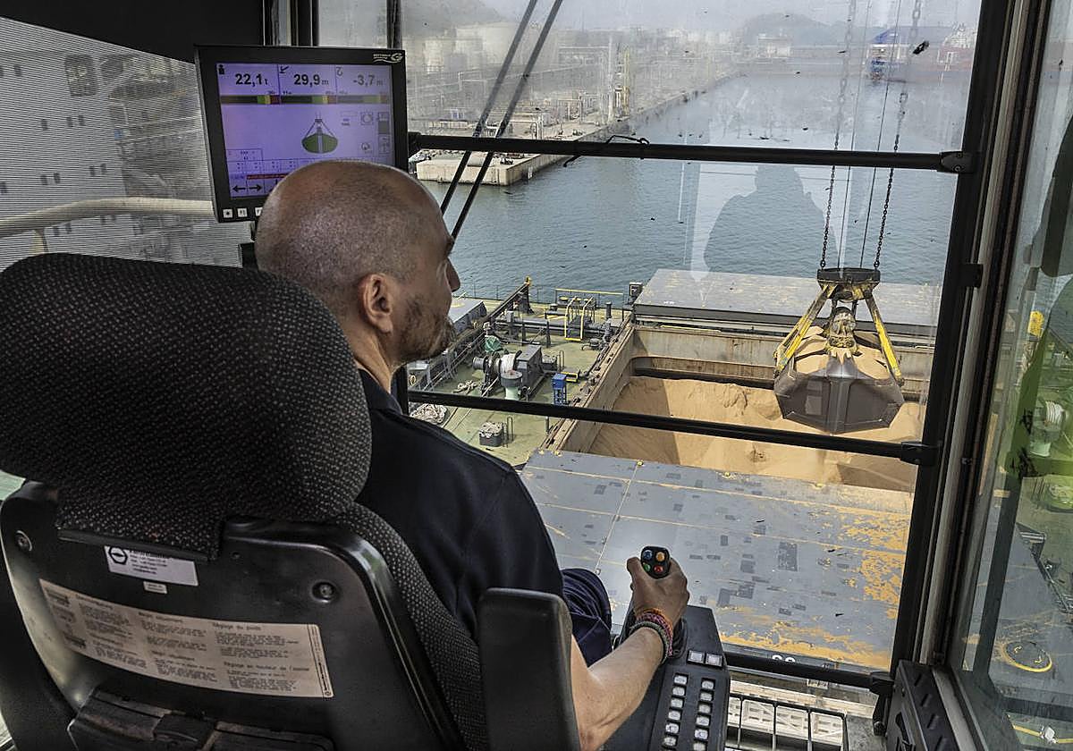 El Puerto de Cartagena es el segundo de España que más cereal importa