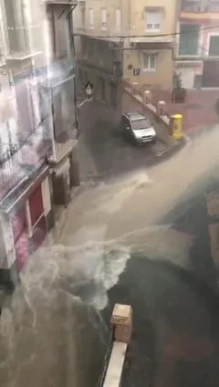 La lluvia anega calles de Moratalla