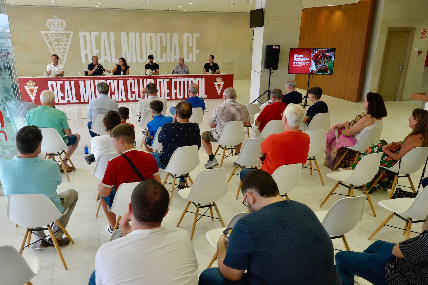 Mesa redonda para recordar el ascenso del Real Murcia en 2003