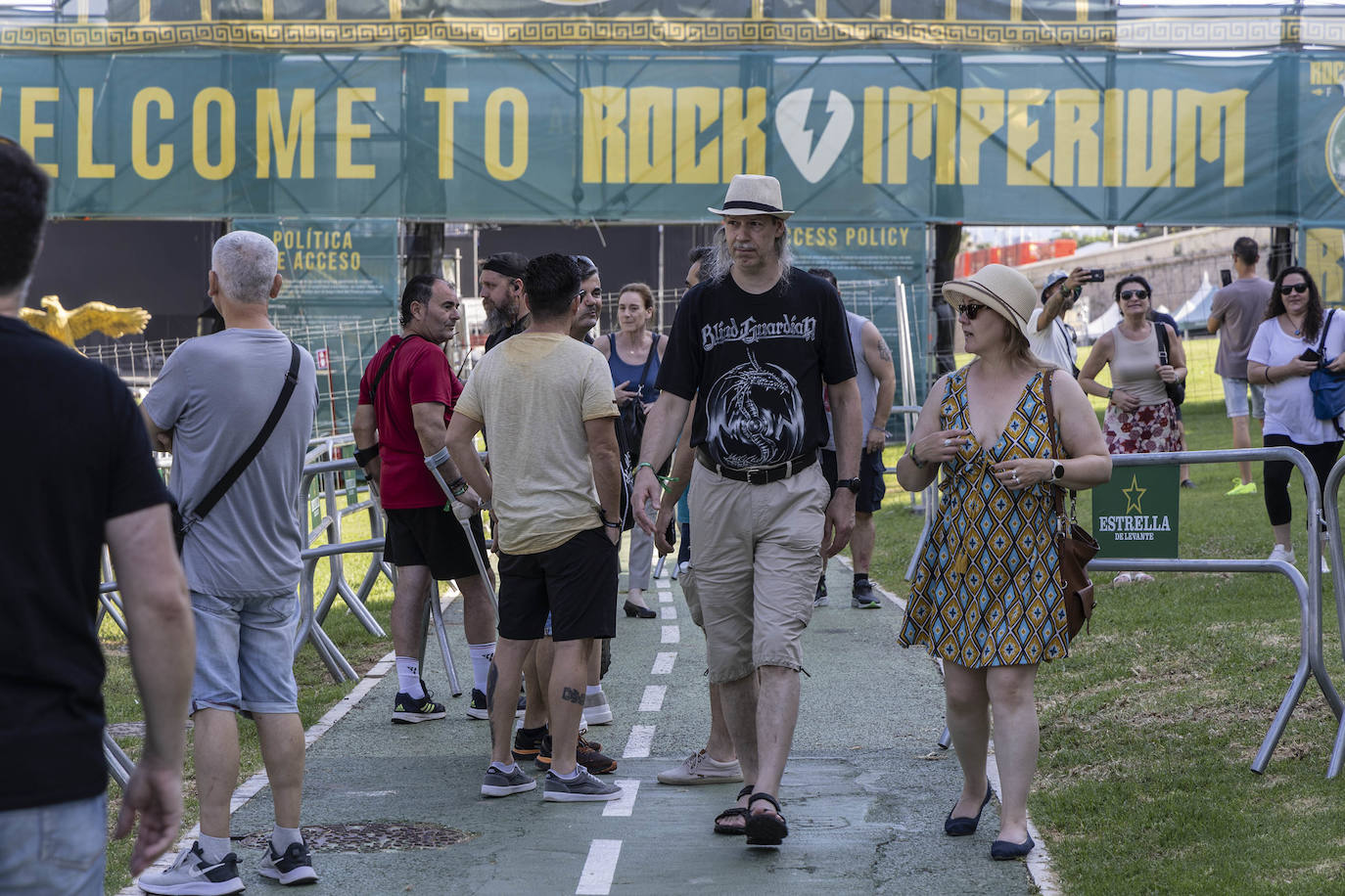 La llegada masiva para el Rock Imperium llena los hoteles y bares de Cartagena