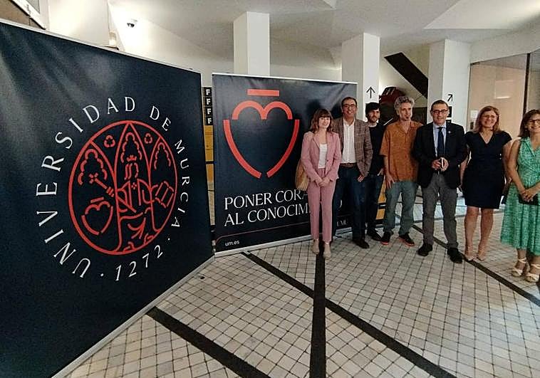 Presentación del nuevo logo de la UMU.