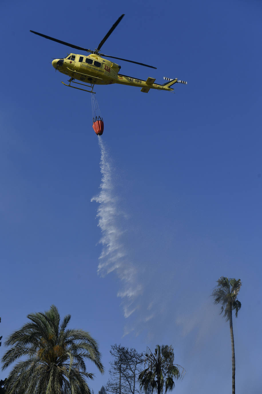 Un incendio en el poblado chabolista de La Fica alerta a los bomberos