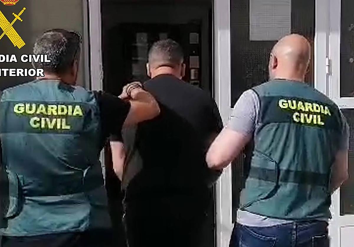 Uno de los detenidos en la operación 'FOZMUBAN'.