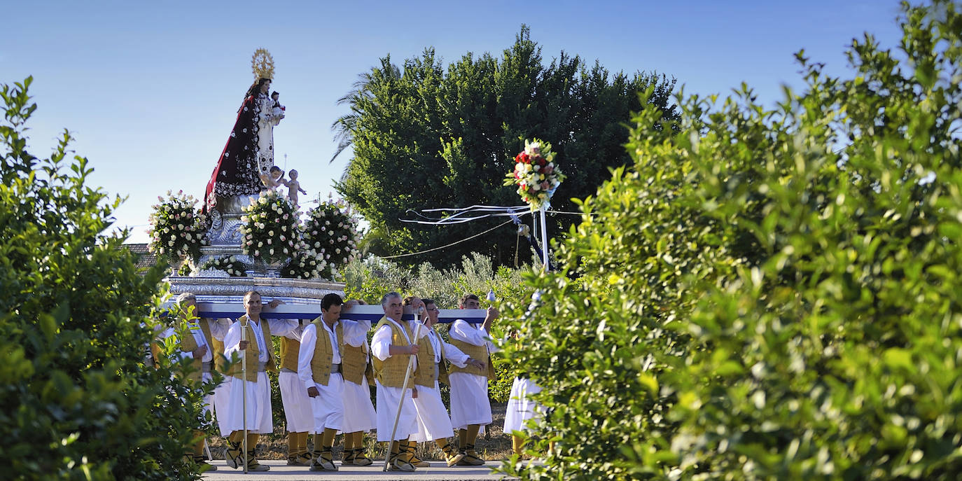 Exposición Tiempo de Fiesta II, en imágenes