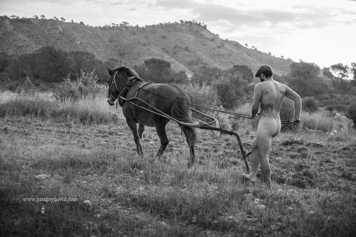 Los desnudos artísticos de Juanjo y David