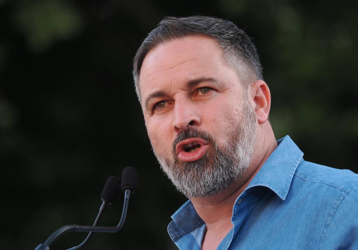 Vox solo se abstendría en la Región si Abascal se diera «un golpe en la cabeza»