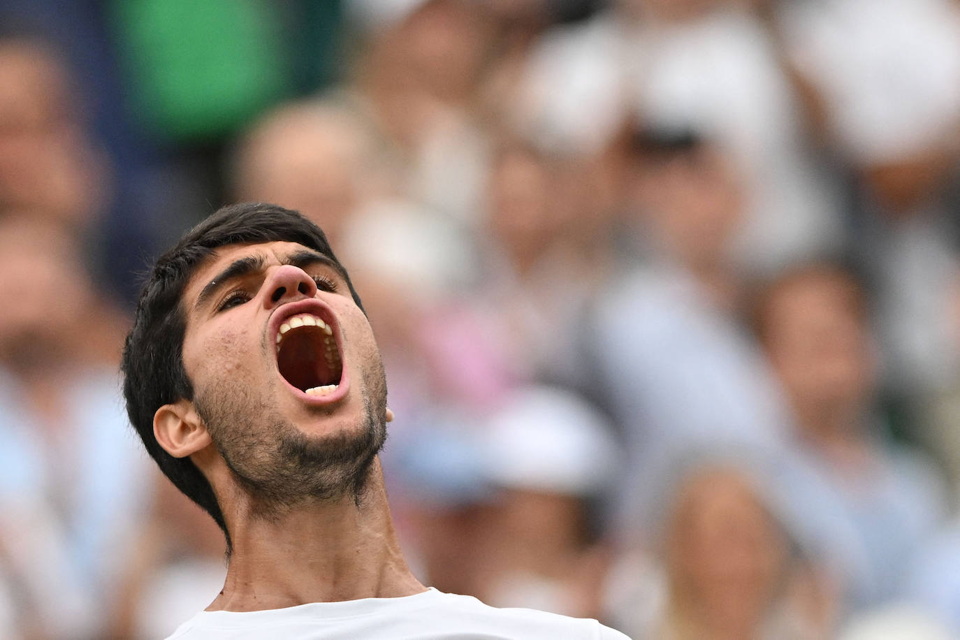 El partido entre Carlos Alcaraz y Jarry en Wimbledon, en imágenes