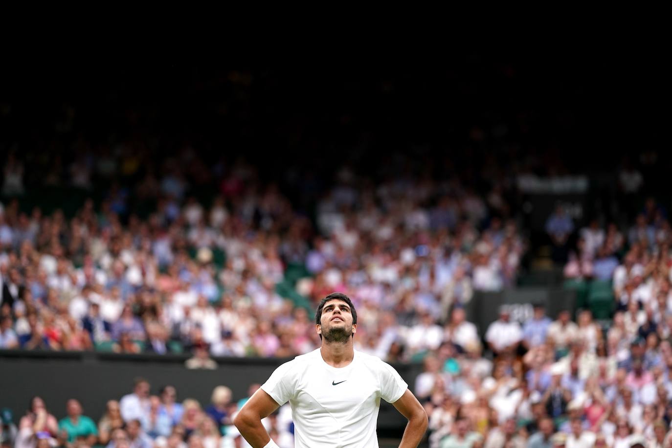 El partido entre Carlos Alcaraz y Jarry en Wimbledon, en imágenes