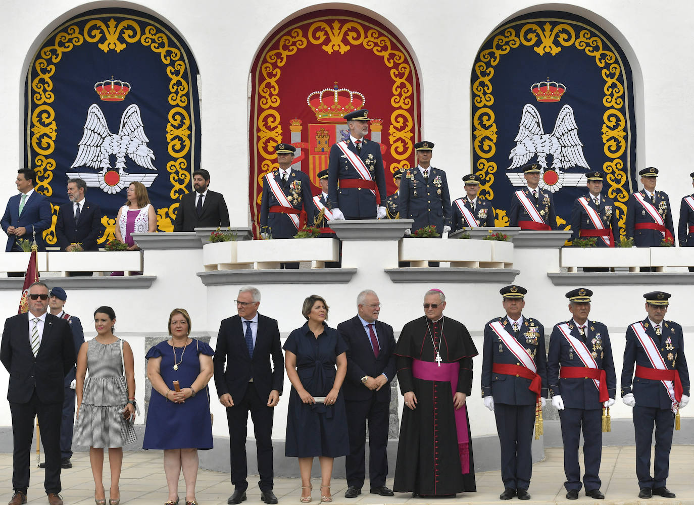 Visita de Felipe VI a la Academia General del Aire, en imágenes