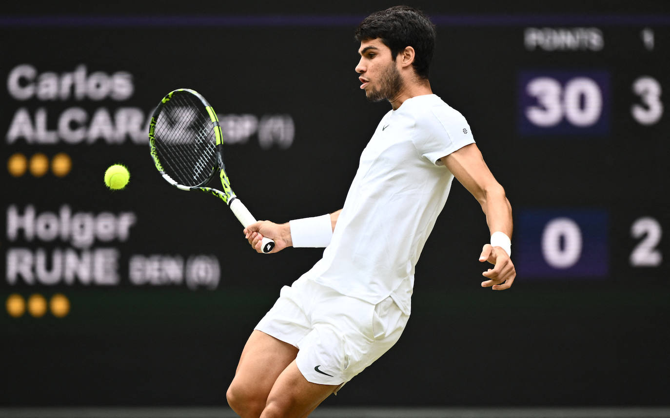 Las imágenes del partido Alcaraz-Rune en Wimbledon