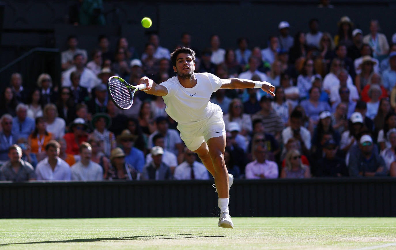 Las imágenes del partido Alcaraz-Rune en Wimbledon