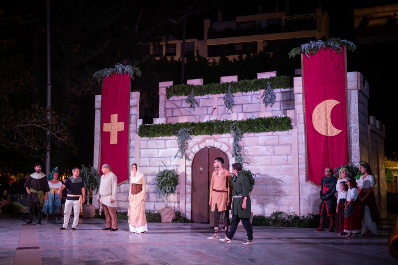 Teodomiro entrega el castillo y la Armengola lo reconquista